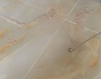 珙县瓷砖空鼓维修公司分享粘合剂选择不当在瓷砖铺贴过程中可能导致以下问题